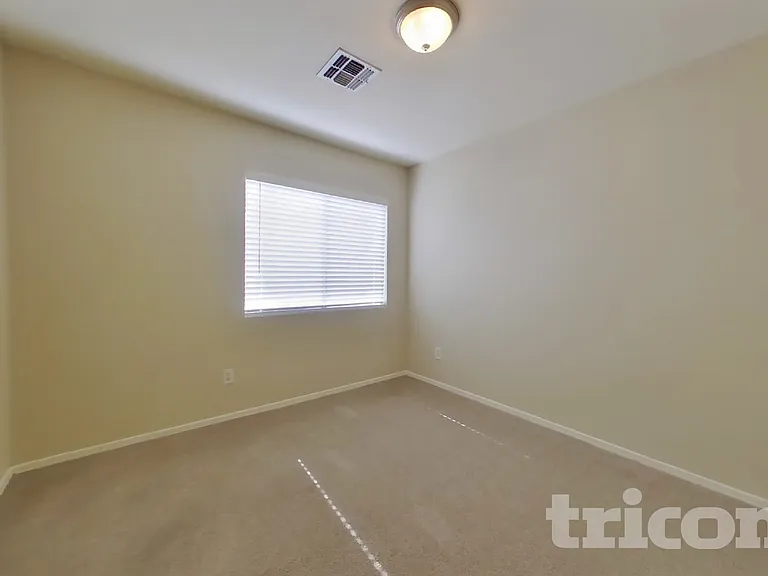 11634 W Vogel Ave — Photo 11