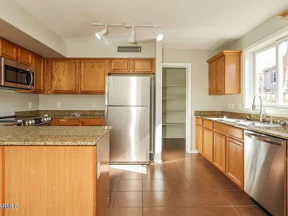 5th image of 17125 W TARA Lane