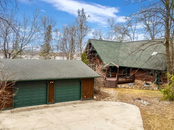 5195 Evergreen Ln, Bemidji, MN 56601