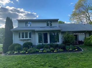 38 Cornfield Dr, South Windsor, CT 06074