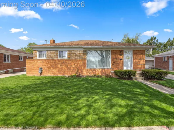 8262 Vine Ave, Allen Park, MI 48101