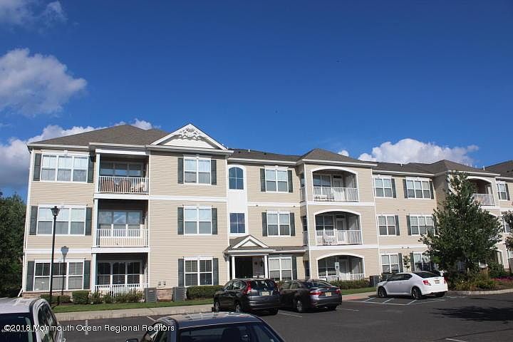 2nd image of 232 Sloan Ct