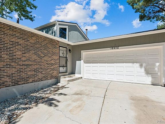 3rd image of 18956 E Mercer Drive