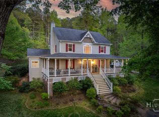 1660 Maple Ridge Drive, Loganville, GA 30052