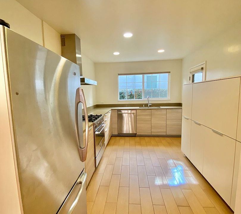 1st image of 1111 S Cochran Ave #2