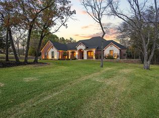 57 Arboretum Cir, Denison, TX 75020