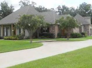 22133 Deer Haven Dr, Zachary, LA 70791