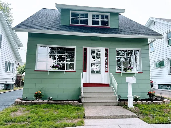 17 Marigold St, Rochester, NY 14615
