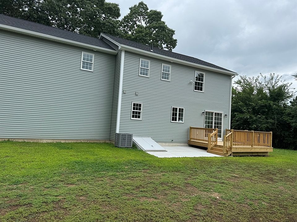 2nd image of 91 Tilton St