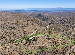 48675 Burns Canyon Rd, Pioneertown, CA 92268