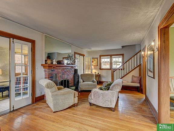 4th image of 4215 Poppleton Ave