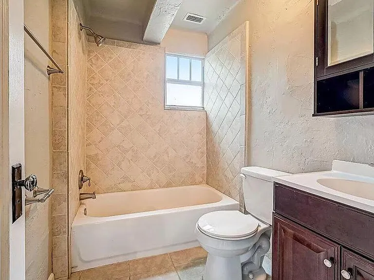 Downstairs communal bathroom.