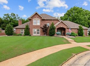 2609 Claremont Dr, Bartlesville, OK 74006