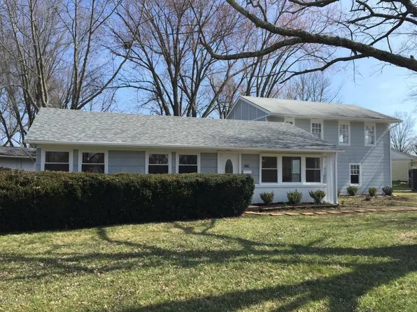 1419 Mill Race Rd, Lyndon, KY 40242