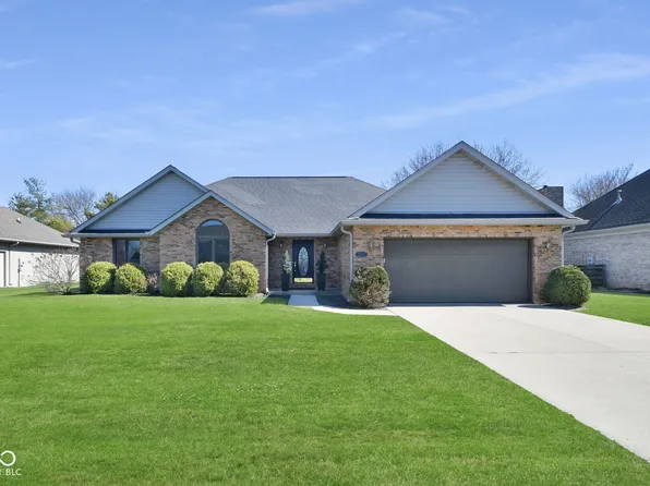 700 S Buckingham Rd, Yorktown, IN 47396