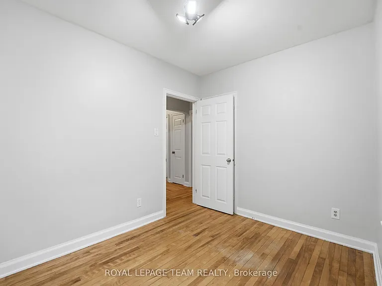 49 Crownhill St — Photo 13