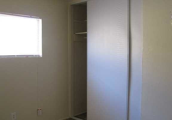 3rd image of 4627 33rd St APT 3