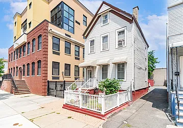 186 Culver Avenue