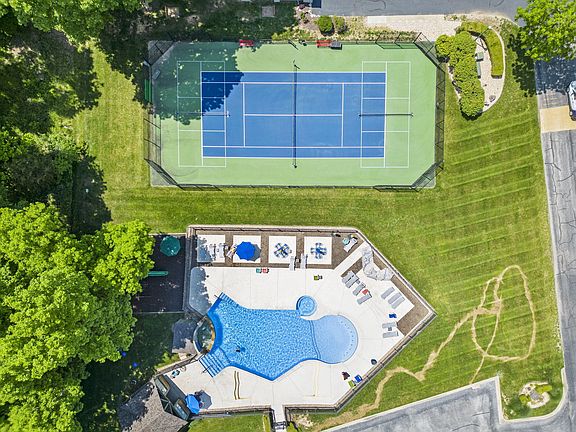 2nd image of 768 Seven Pines Drive