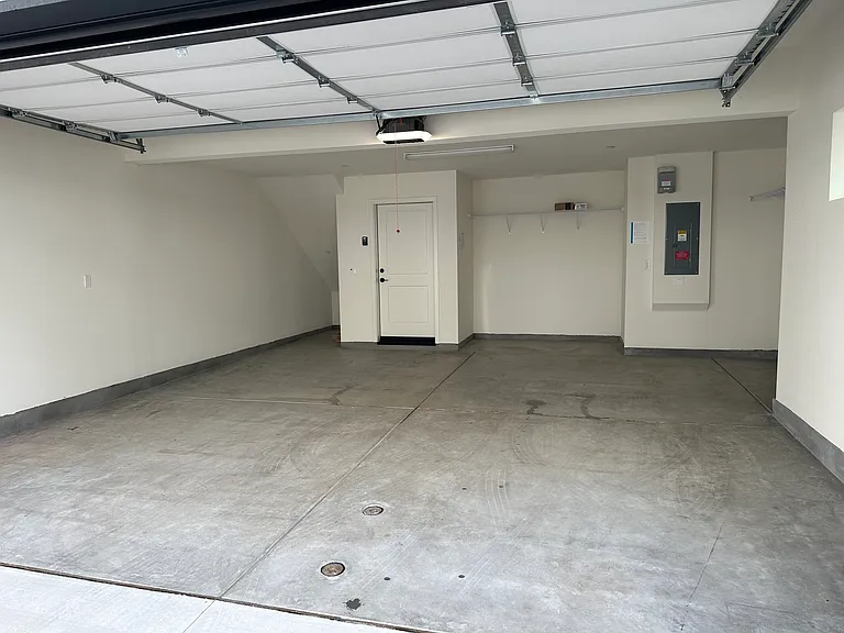 2182 Skylar Pl — Photo 9