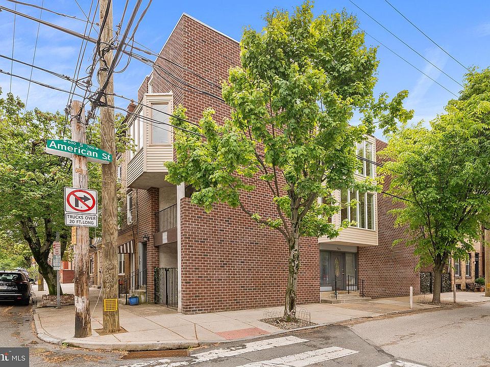 1st image of 220 Bainbridge St