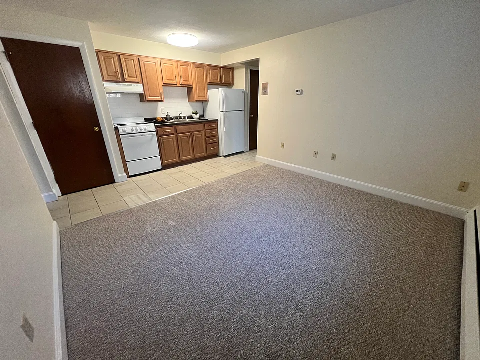 8 Brattle Dr #3A