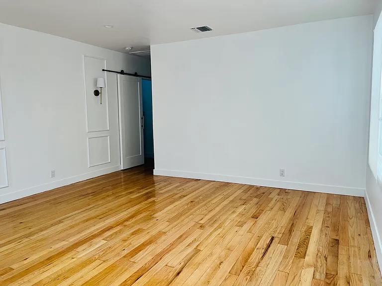 416 Longfellow Ave — Photo 9