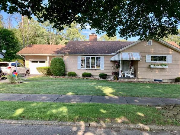 306 Ashland Ave, Punxsutawney, PA 15767