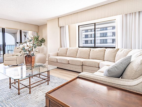 3rd image of 3003 S Atlantic Ave APT 2C6