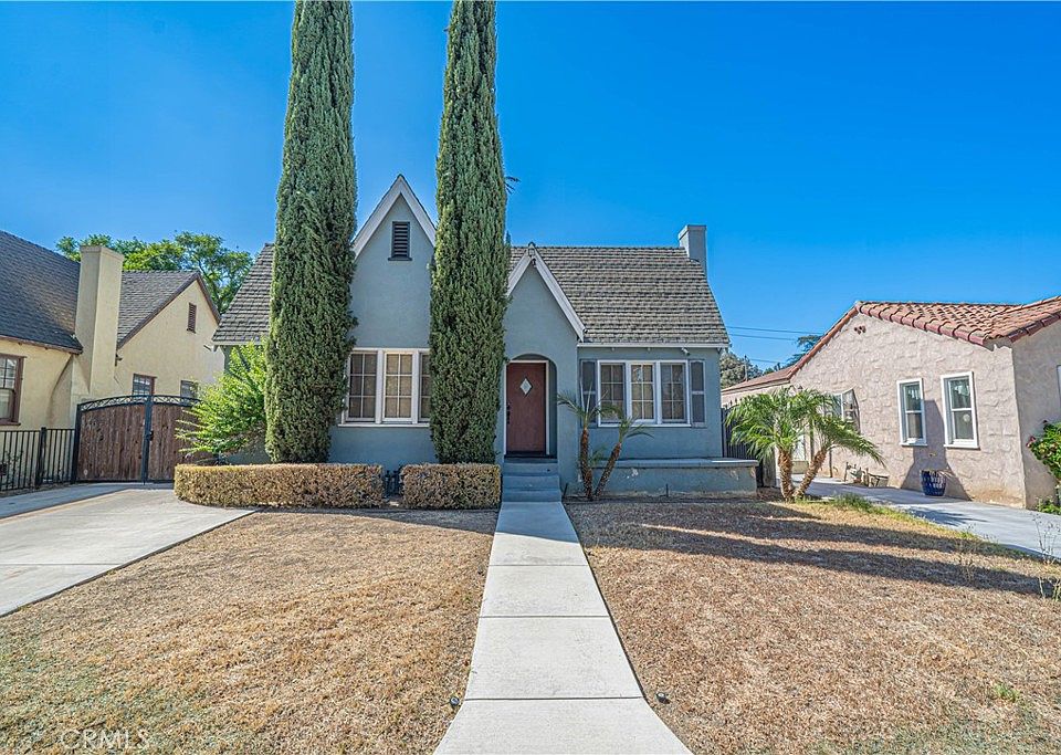 1st image of 4578 Merrill Ave