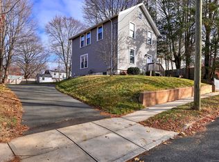 10 Fairview St, Portland, CT 06480