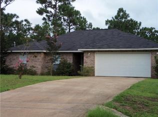 7119 Broadmoor St, Navarre, FL 32566