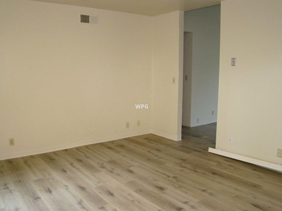 3rd image of 6111 Teaberry Ct