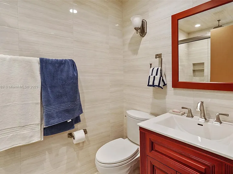 900 Ocean Ave #108 — Photo 23