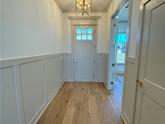 5th image of 6607 S 60th St