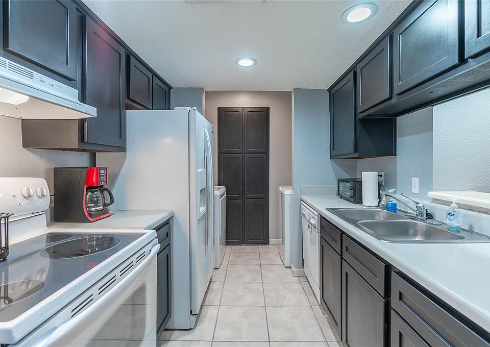 1st image of 1900 Bay Area Blvd #170