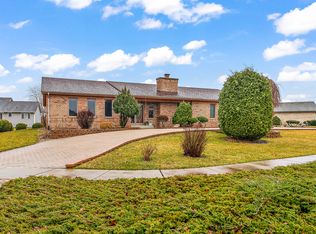 713 Harrison Ct, Crete, IL 60417