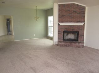 1322 Donlee Rd, Lancaster, TX 75134