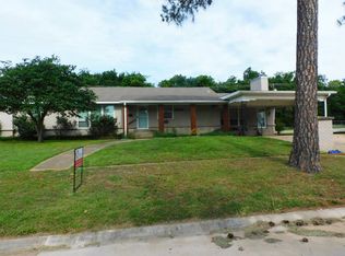 220 Terrace Dr, Pauls Valley, OK 73075