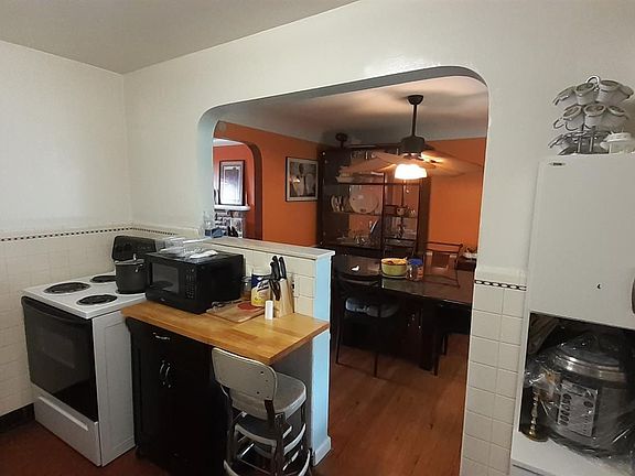 5th image of 8420 Mayfair St