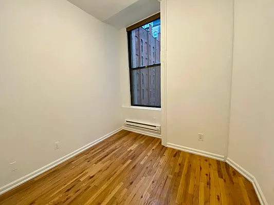 Rented by City Connections Realty | media 9