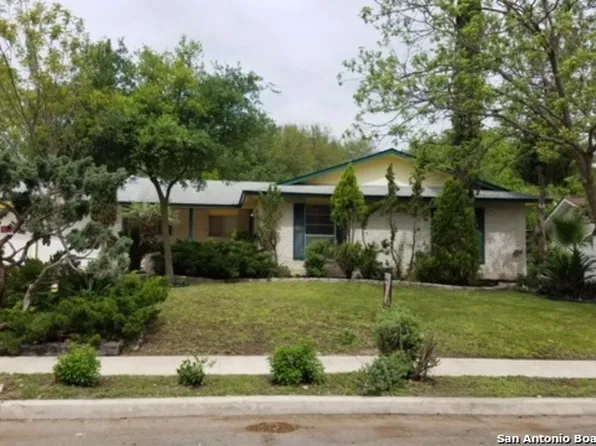 7011 Wildfern St, Leon Valley, TX 78238