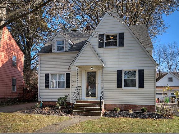 2nd image of 2065 E 226th St