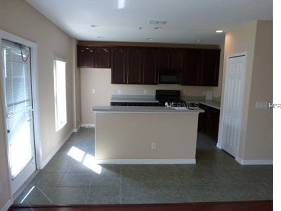 4th image of 2035 Cypress Bay Blvd