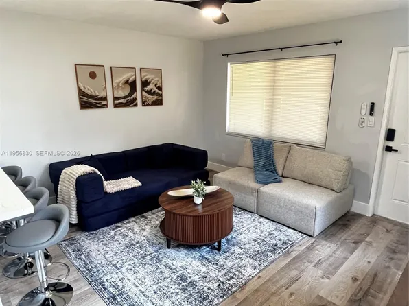 883 NE 39th St #885, Fort Lauderdale, FL 33334