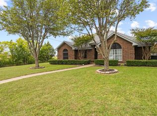 3907 Camden Ln, Sachse, TX 75048
