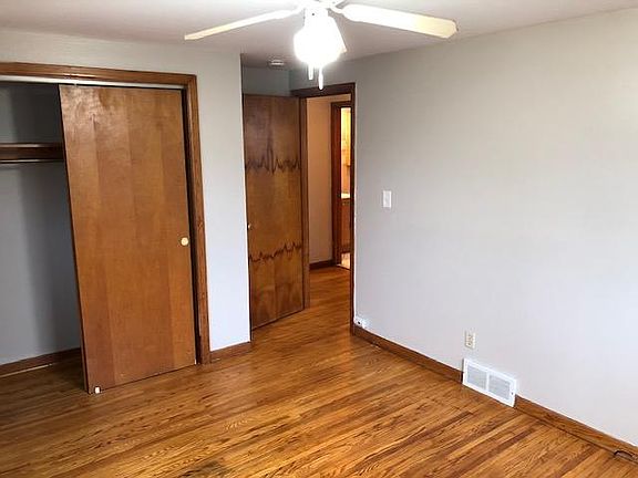 5th image of 80 Eiseman Ave