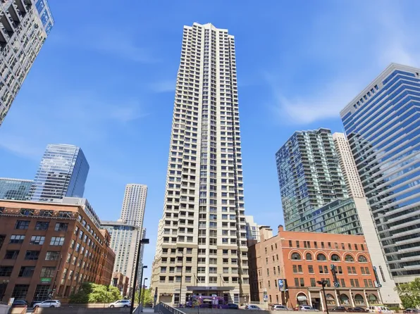 440 N Wabash Ave, Chicago, IL