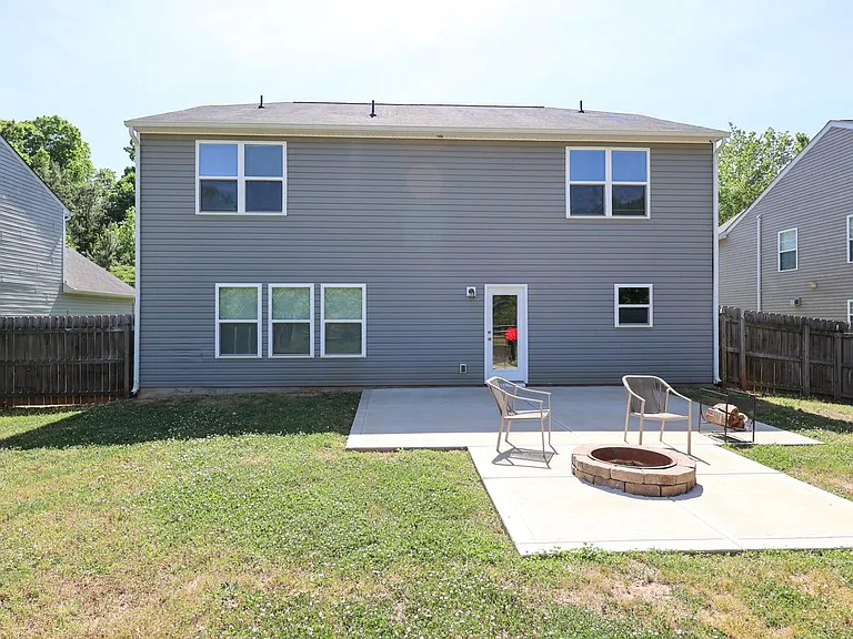 1212 Catawba Run — Photo 36