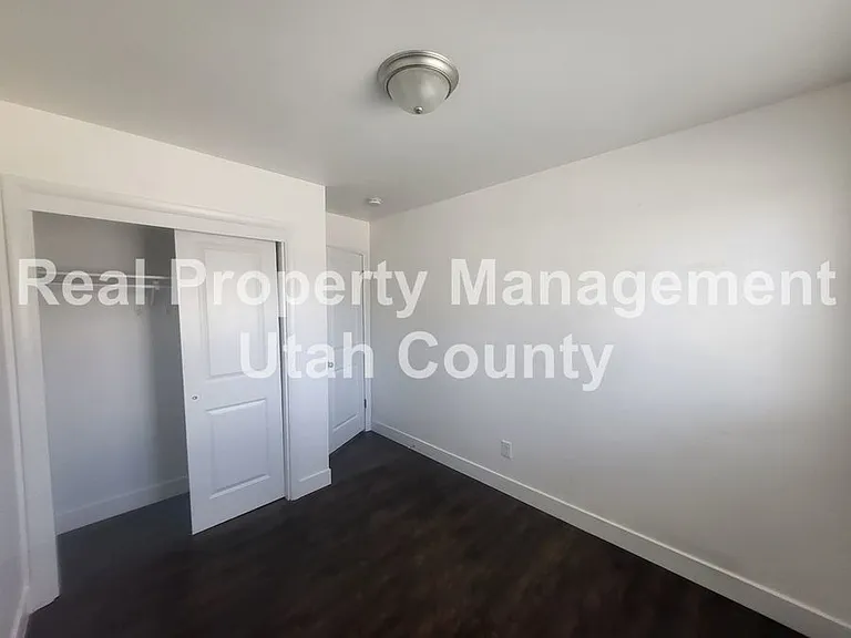 1054 S Ellen Cir — Photo 12